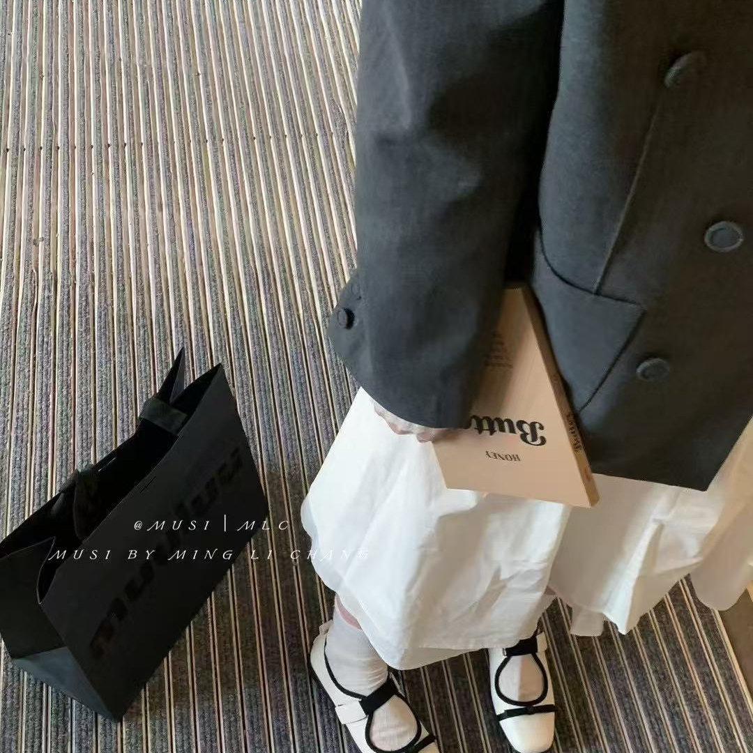 银色浅口芭蕾风平底法式单鞋女
