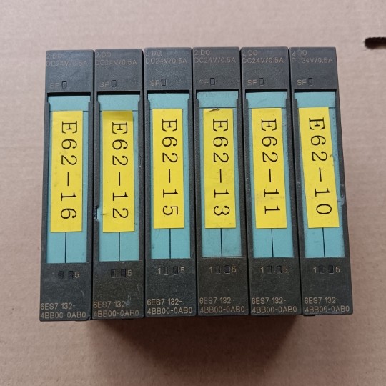 西门子 6ES7 132-4BB00-0AB0 实物拍摄 现货包好