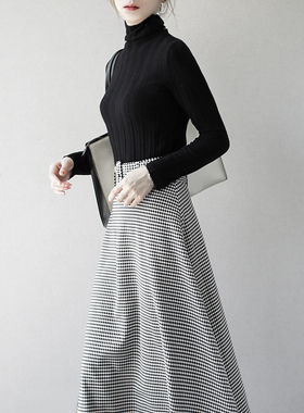 徕倩26秋季赫本风千鸟格纹腰带收腰A字中长款伞裙半身裙 SK5000