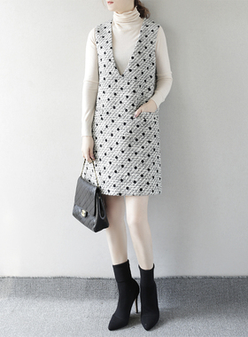 徕倩黑色波点粗花呢无袖背心女外搭24新款名媛风马甲裙 OP6261