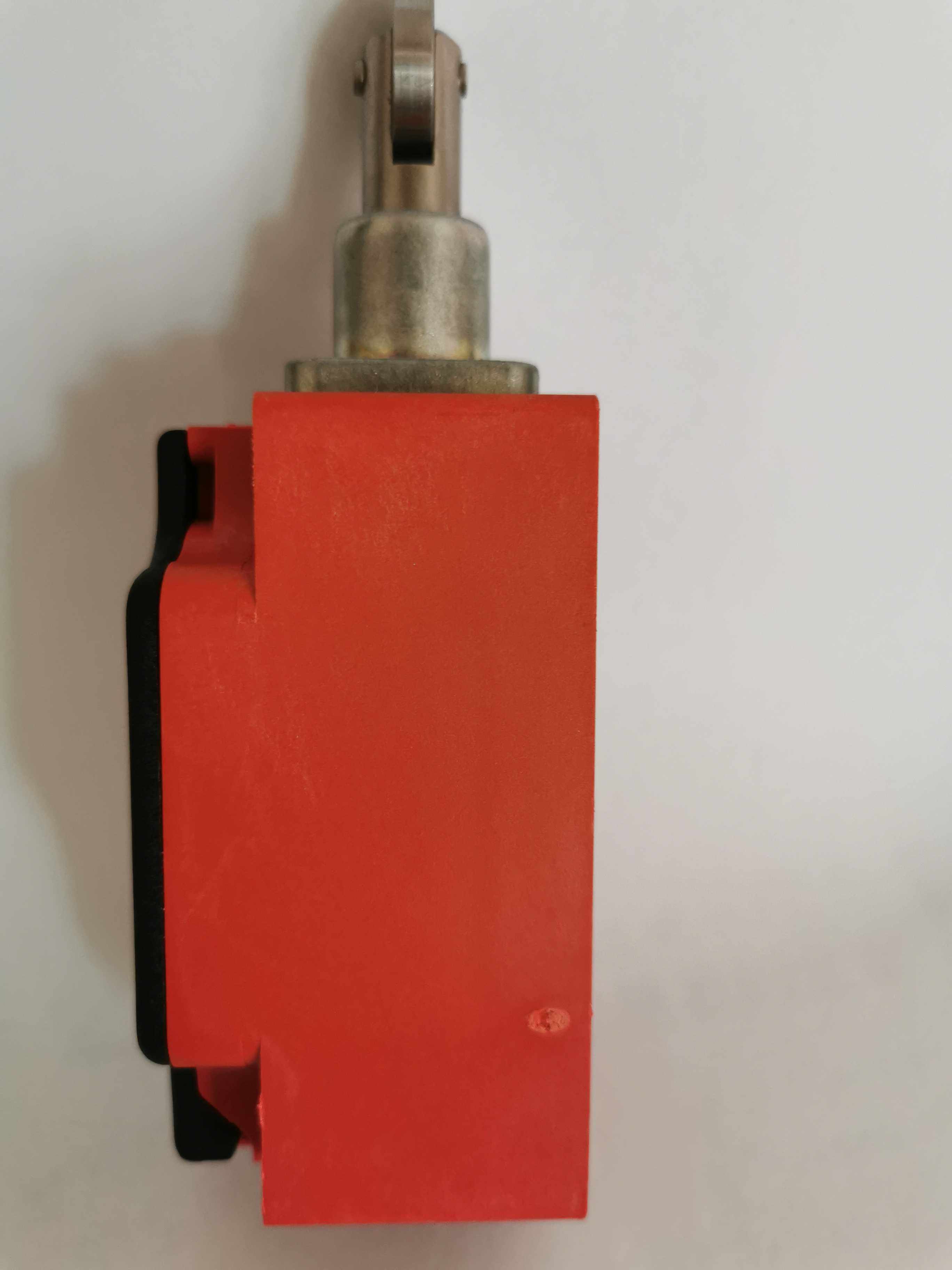 博恩斯坦bernstein enk-a3z riw.608.1917.324 全新原装限位开关