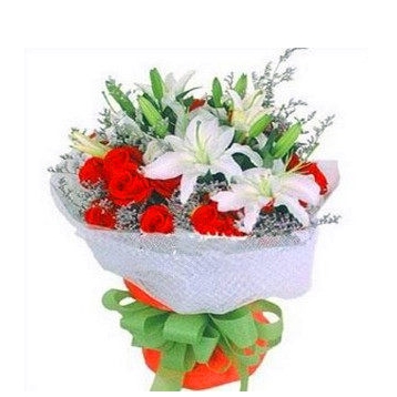 泸州江阳区弥陀镇况场镇通滩镇江北镇鲜花店蛋糕店配送玫瑰花束