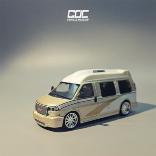 收藏萨瓦纳 GMC SAVANA 商务房车 GOC 1:64 SUV 仿真合金汽车模型