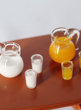 迷你食玩小物件仿真果汁bjd微缩牛奶玻璃壶组合dollhouse场景模型