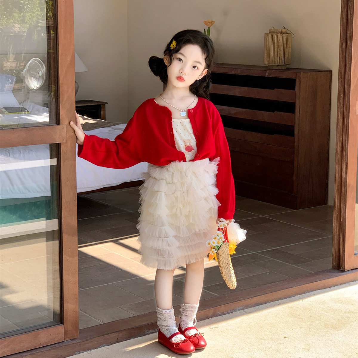 韩国童装26春季新款女童洋气钩花毛衣开衫吊带背心层层蛋糕半身裙,童装/婴儿装/亲子装,毛衣/针织衫,淘宝优惠券,粉丝福利购,淘宝优惠卷