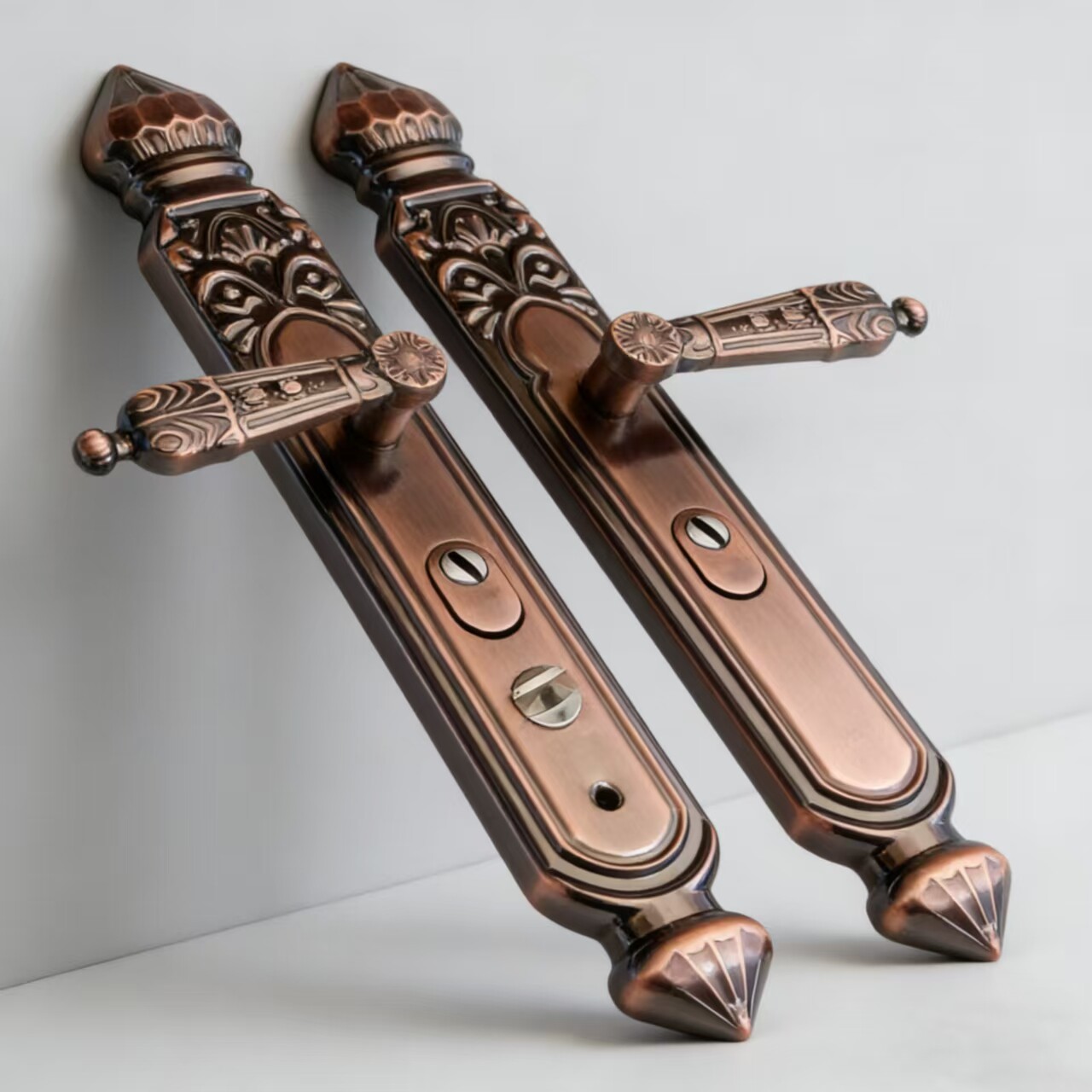 防盗门把手通用型配件大门拉手家用室内卧室实心手柄门锁红古铜