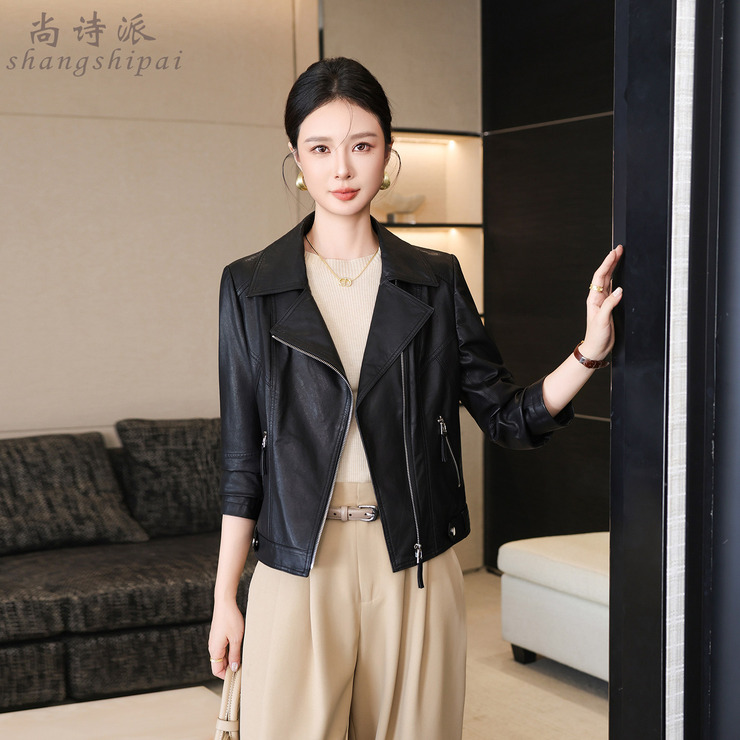 真皮绵羊皮短款机车皮衣女小个子