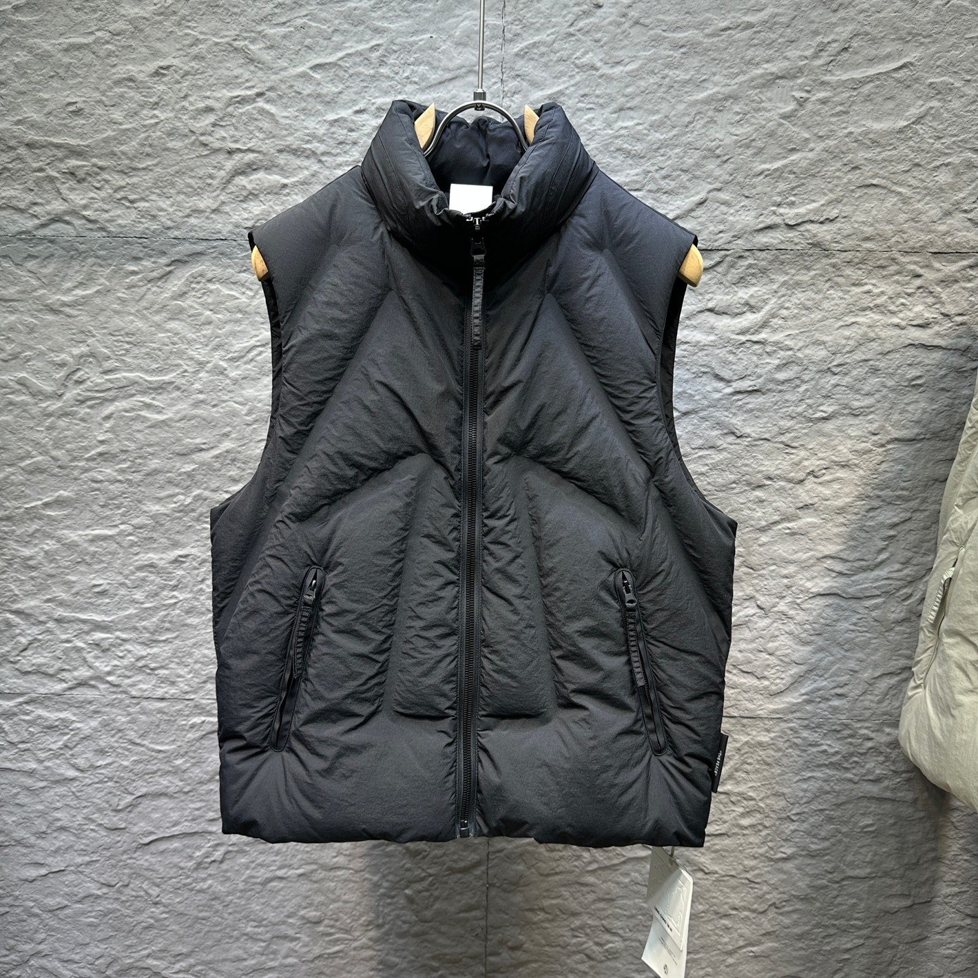 25年冬季新品90白鸭绒男女同款机能风蓬松保暖立领马甲潮流百搭款,男装,羽绒马甲,淘宝优惠券,粉丝福利购,淘宝优惠卷