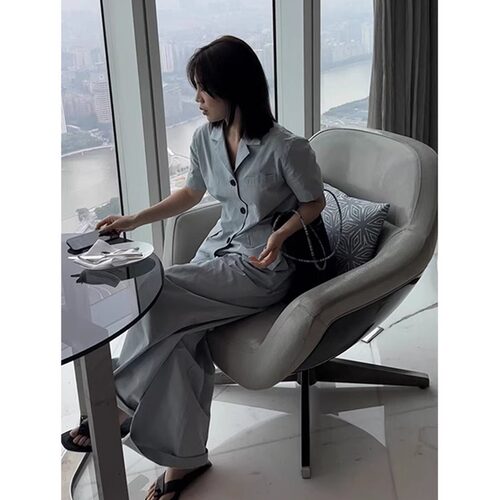 COLINE CONCISE 25SS 小众设计款棉麻蓝色西装裤子套装Z88165