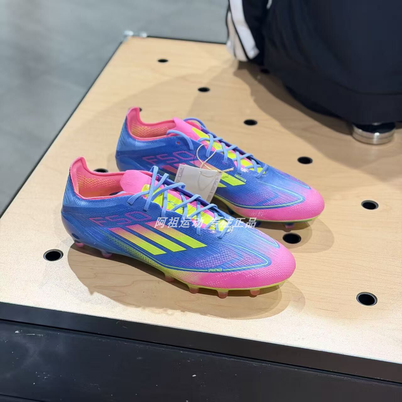 ADIDAS阿迪达斯正品 F50 ELITE AG胶质短钉运动足球鞋 IE1264