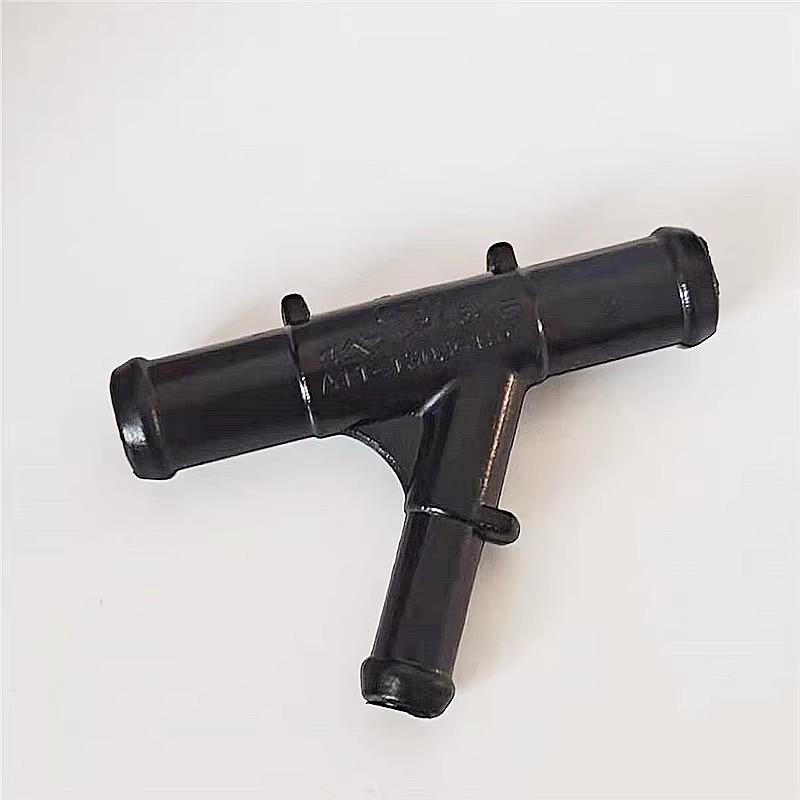 奇瑞A5V5qq6瑞虎 5 东方之子瑞麒X1G3M1瑞虎A3冷却小三通水管接头