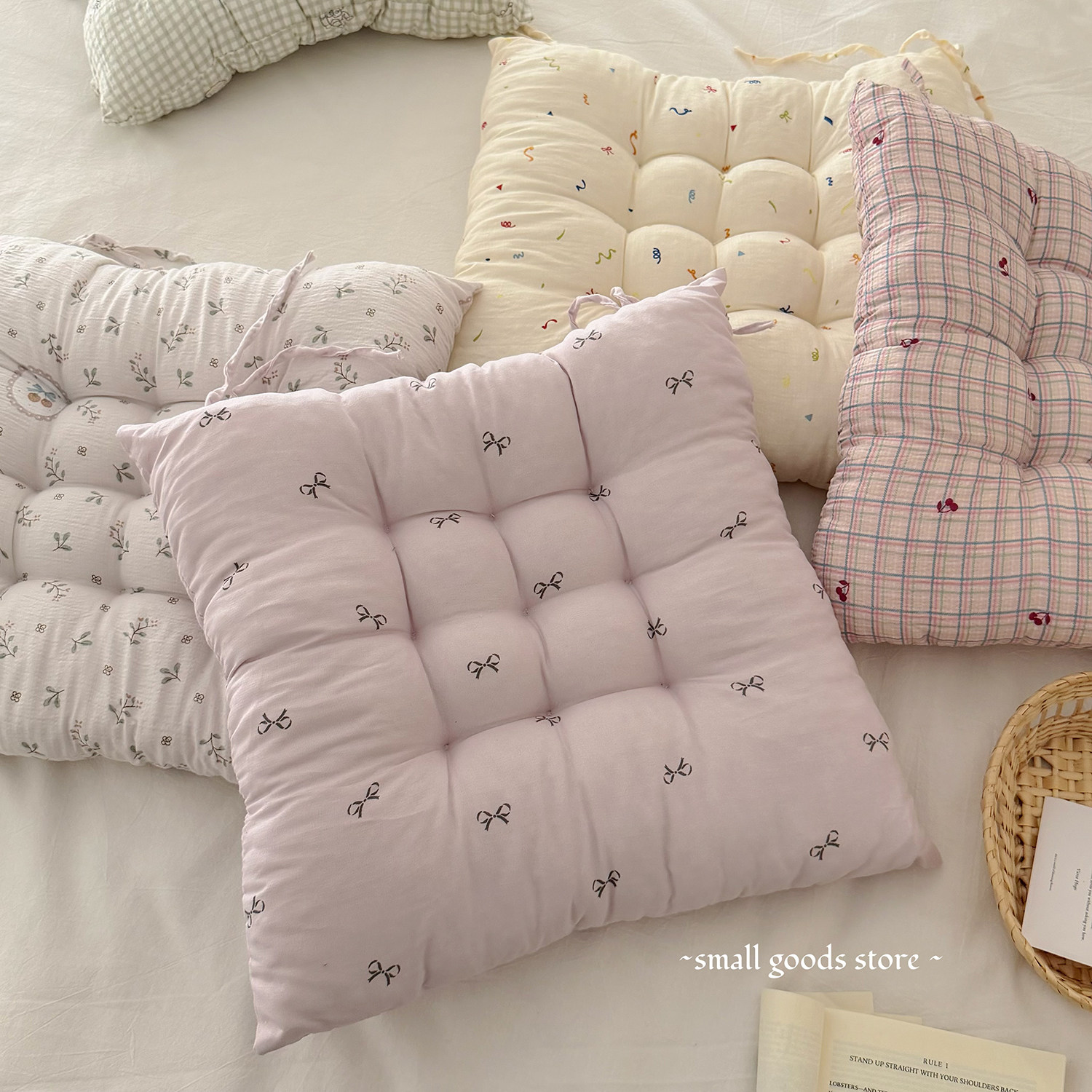 ins碎花小坐垫办公室靠垫学生宿舍方形保暖软坐垫布艺丝绵垫子,居家布艺,椅垫,淘宝优惠券,粉丝福利购,淘宝优惠卷