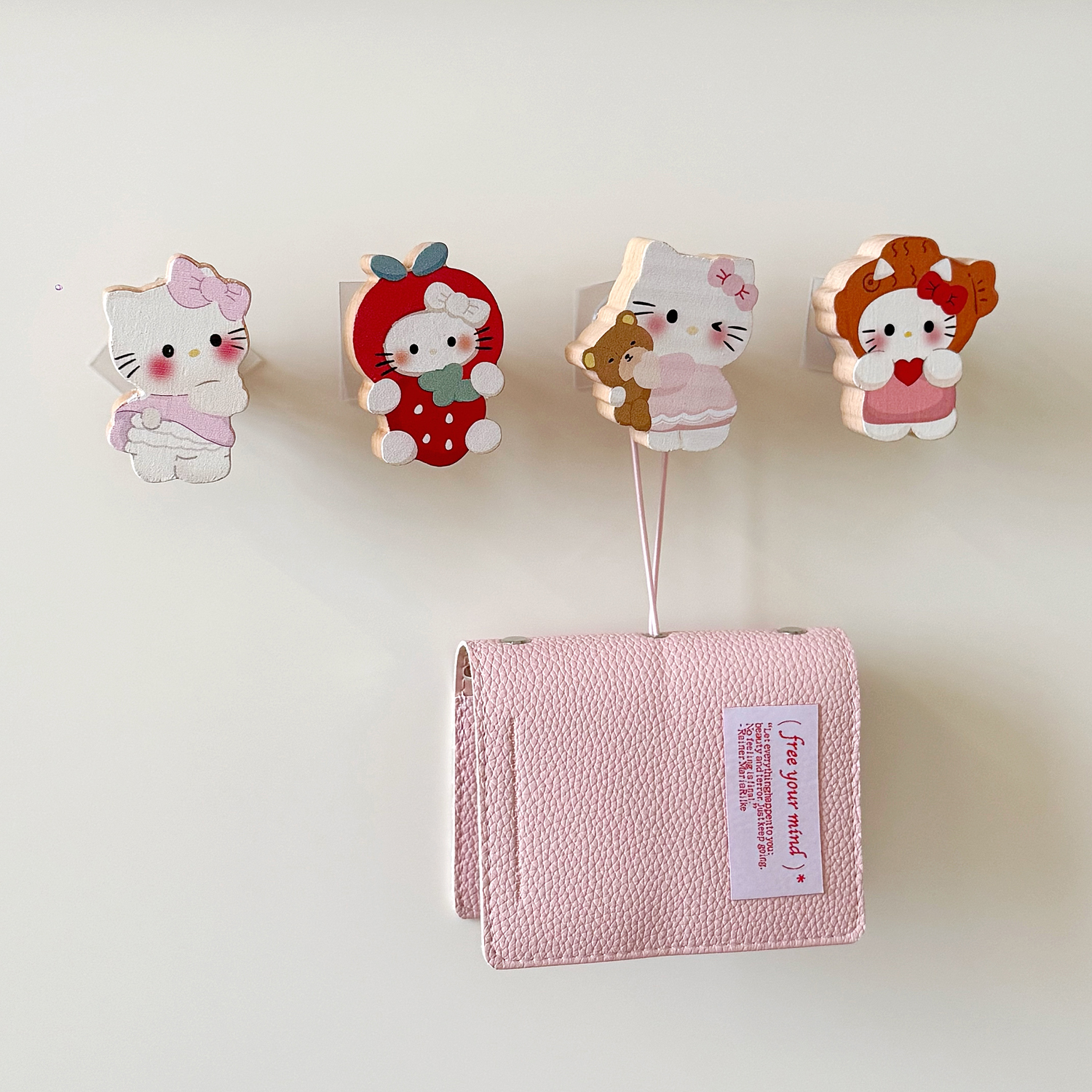 ins可爱榉木挂钩家用免打孔粘钩