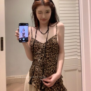BABYblue【豹纹辣妹】夏女纯欲性感V领背心女显瘦不规则上衣吊带