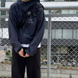 始祖鸟连帽男女同款冲锋衣休闲