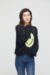时尚 新款 休闲百搭圆领 2020秋季 UM优米黑色笑脸长袖