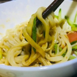 妈妈手擀面拉面炸酱面 面条火锅面热汤面饸烙500g