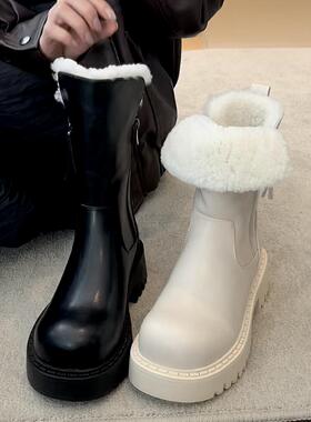 格格调子秋冬新款马丁靴女英伦风真皮厚底短靴百搭厚绒白色雪地靴