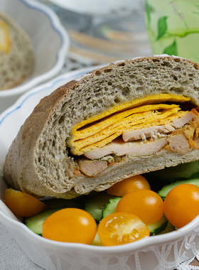 枣叔的店咖喱蛋皮鸡胸牛肉欧包饱腹代餐食品营养早餐面包营养手作