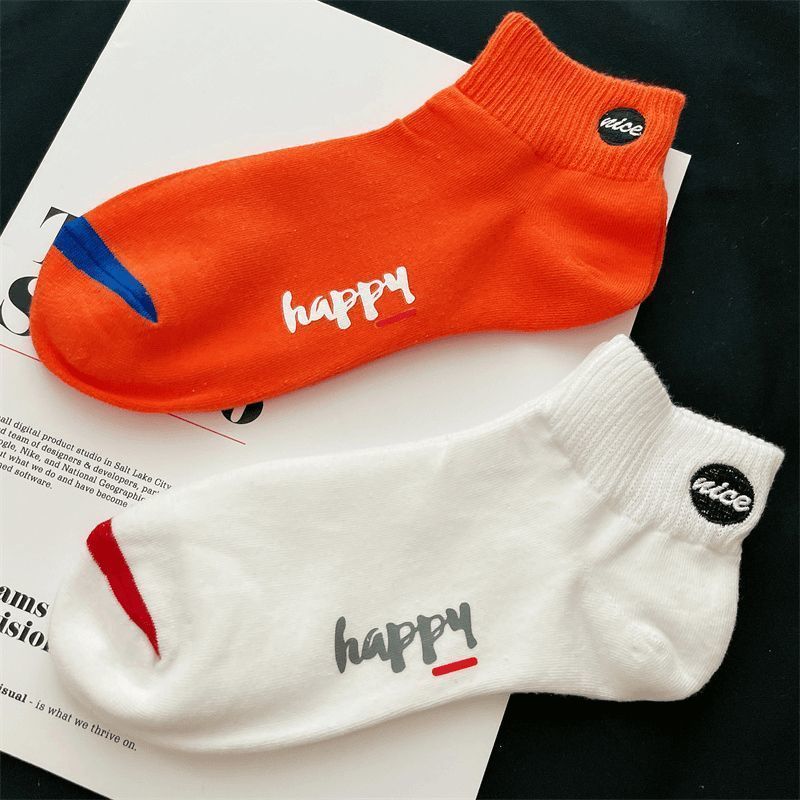 新疆棉袜子男女黑白纯棉短筒袜