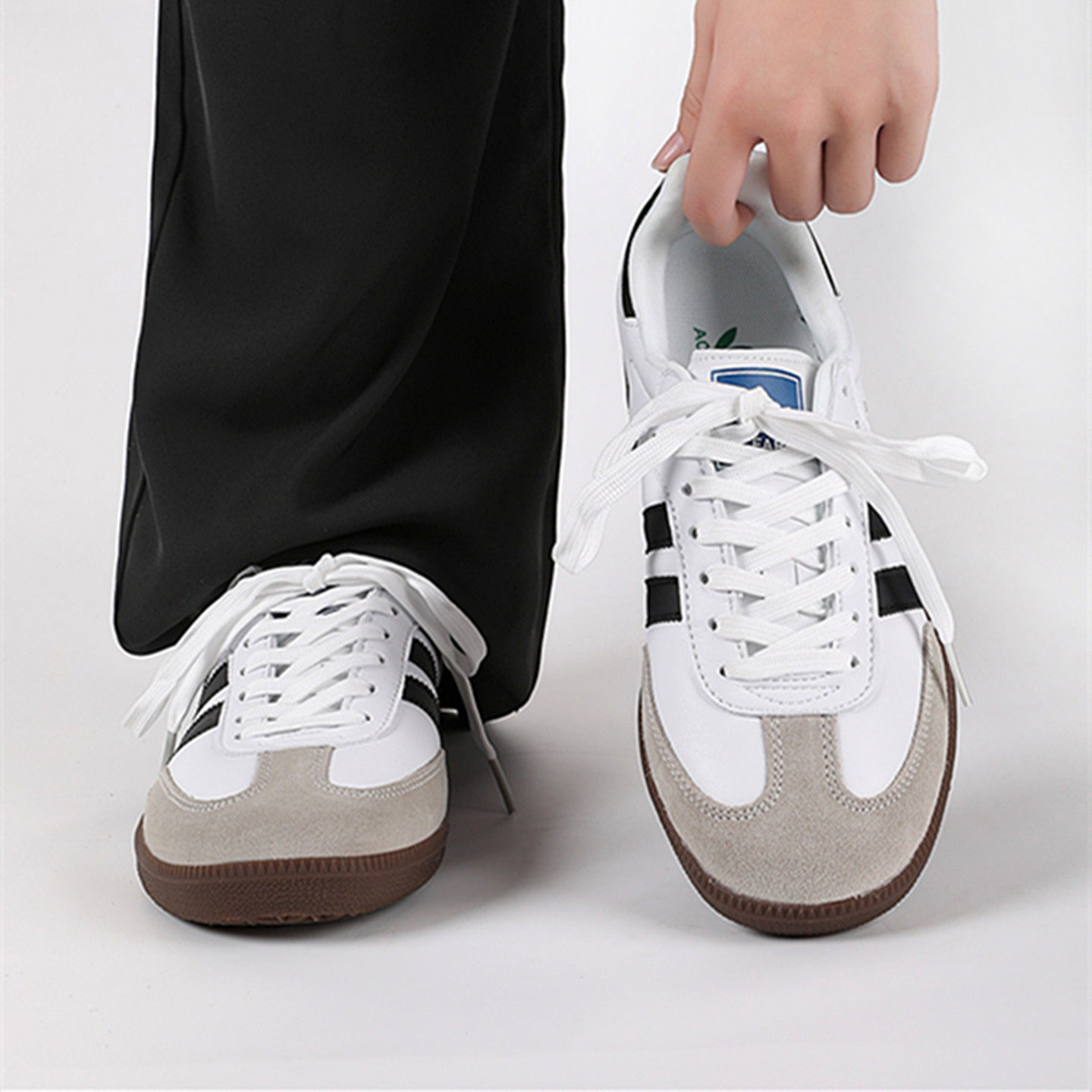 真皮复古白色桑巴德训鞋女2026新爆款内增高板鞋运动阿甘小白鞋男