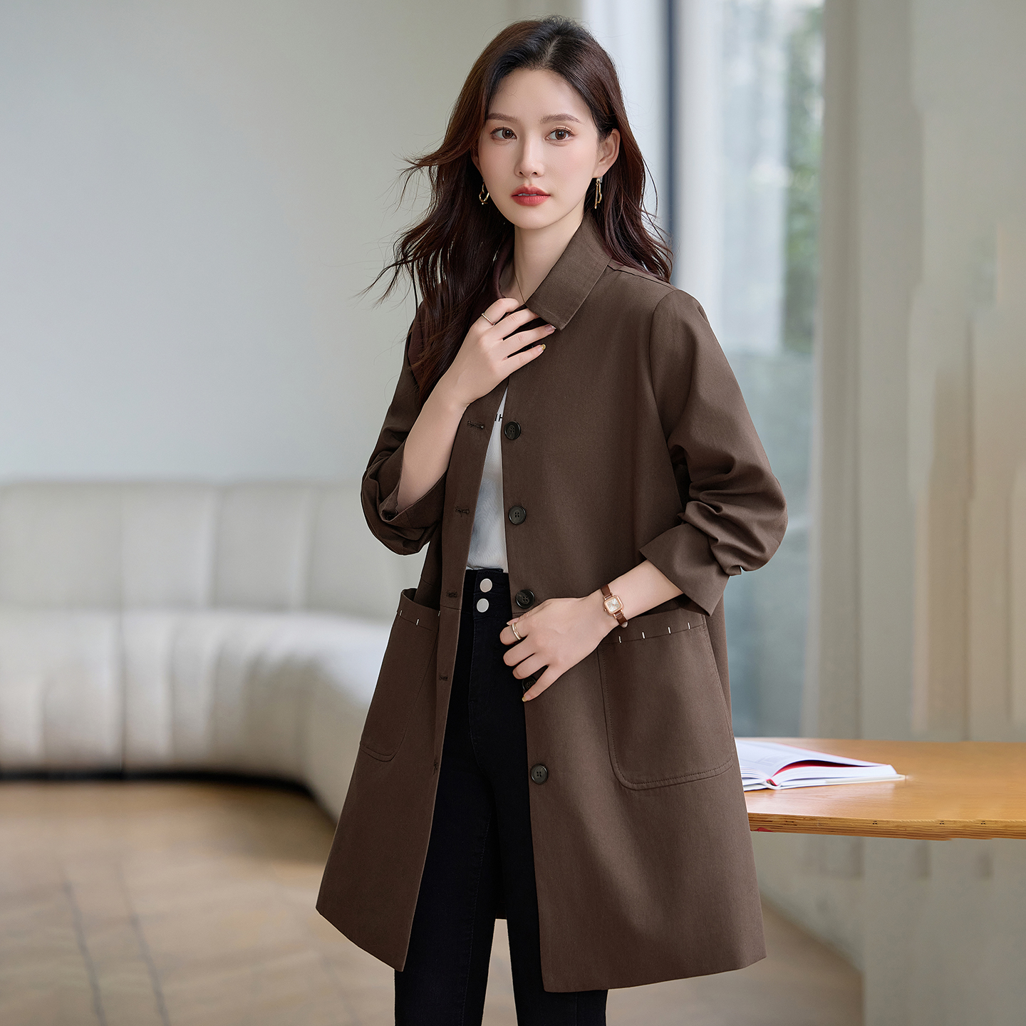 大码女装时尚洋气风衣外套女