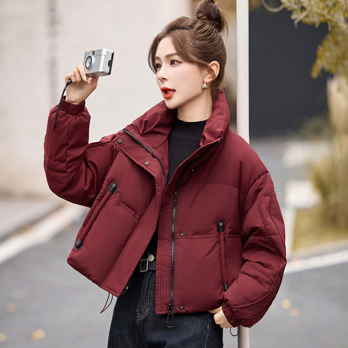 红色短款羽绒服女高端