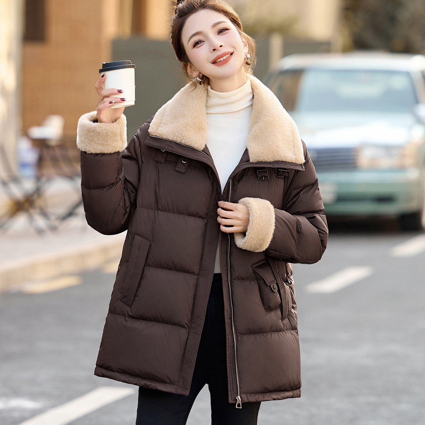 大码女装中长款羽绒服女冬季新款胖MM宽松时尚翻领白鸭绒保暖外套