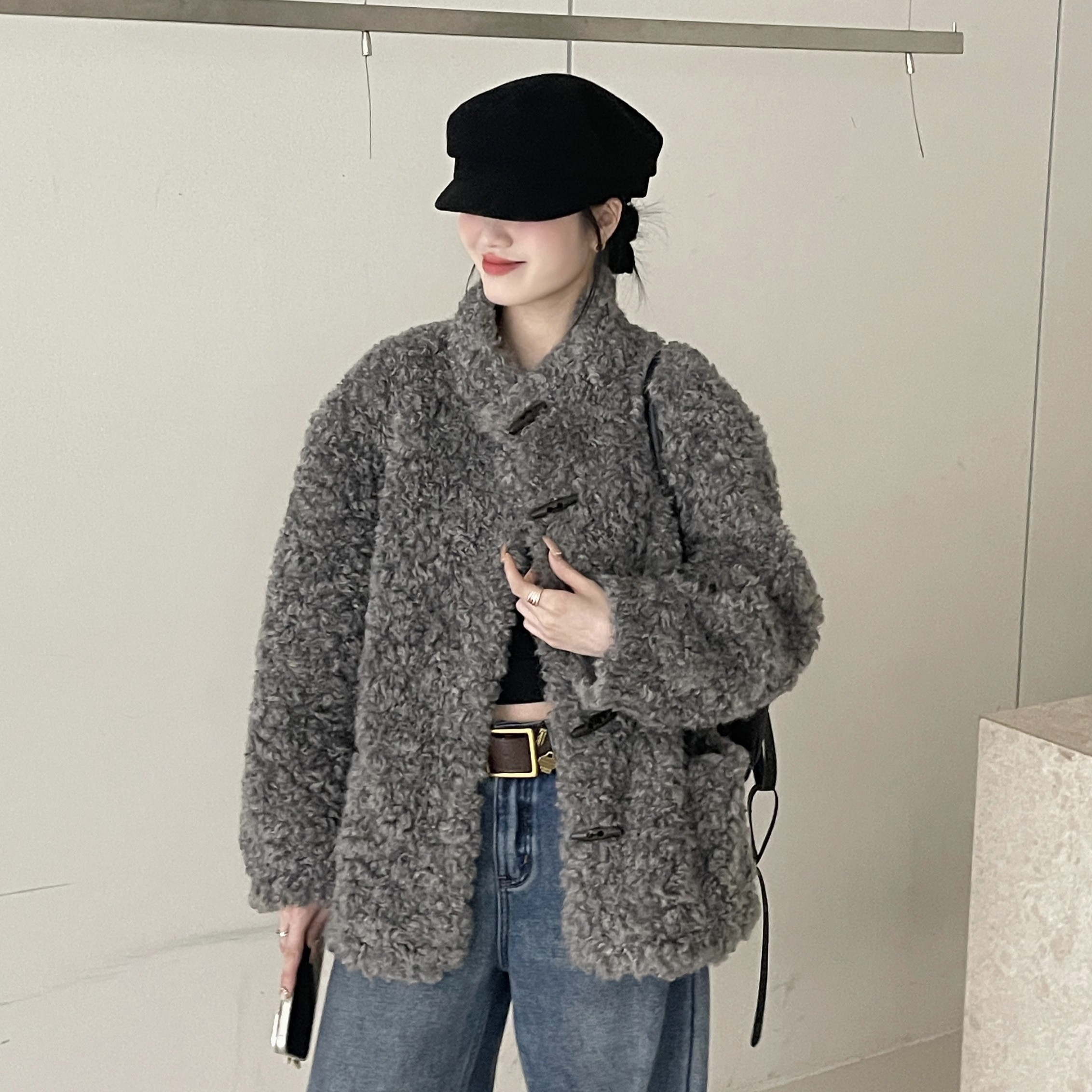 冬季新款韩版气质百搭宽松显瘦立领牛角扣皮毛一体毛毛外套女6678,女装/女士精品,短外套,淘宝优惠券,粉丝福利购,淘宝优惠卷