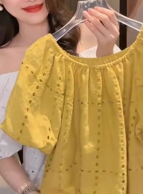 泡泡袖黄色衬衫女装2025新款钩花镂空小衫减龄遮肚子雪纺上衣女潮