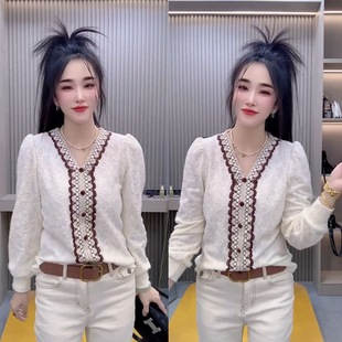 女白色宽松显瘦百搭蕾丝衫 打底衫 2026春上衣 V领蕾丝拼接长袖 法式