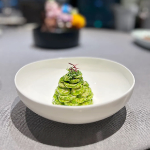 酒店中厨餐具深盘深碗汤盘冷菜特色中式不规则异形盘子凉菜纯白瓷