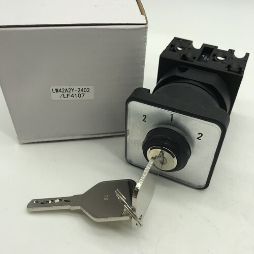 机床钥匙转换开关万转选择开关LW42A2Y-2402/LF4107天逸型LW40-20