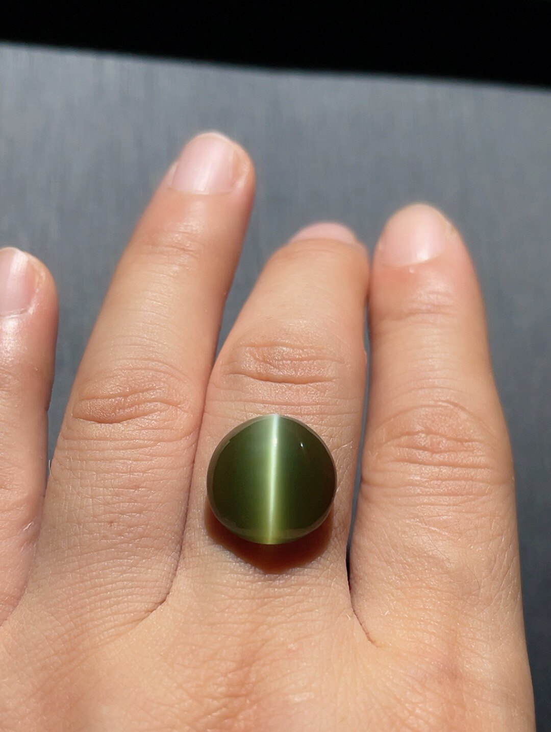 收藏级和田玉碧玉晶体玻璃体一线天猫眼戒面，可镶嵌戒指吊坠