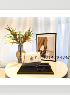 样板间样板房衣帽间梳妆台女包托盘装饰品摆件组合时尚实用搭配