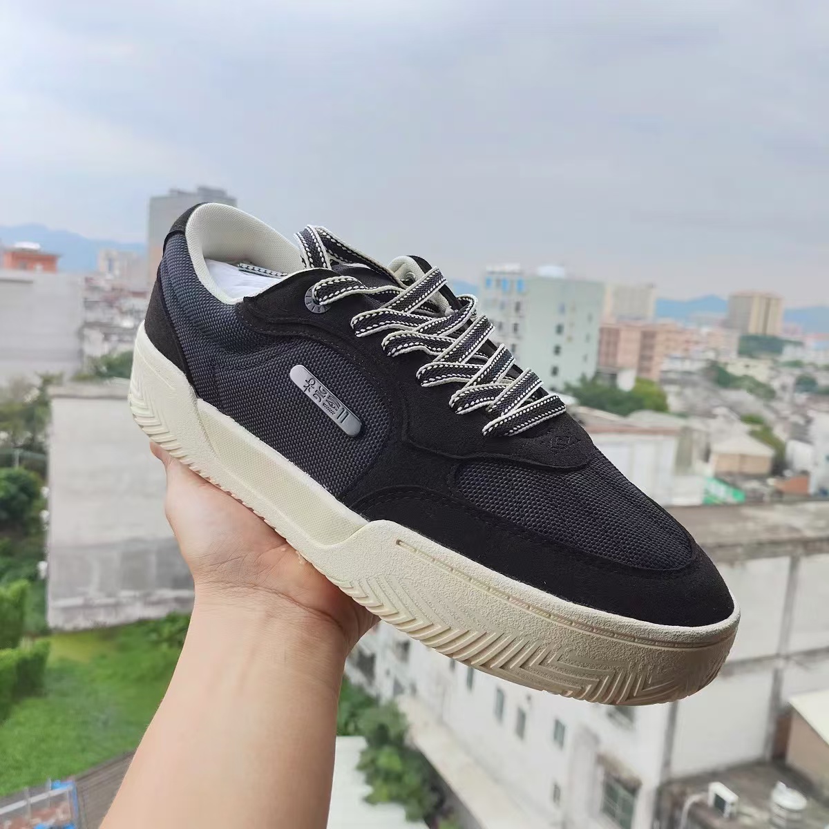 欧文KAI族低帮板鞋112431805S