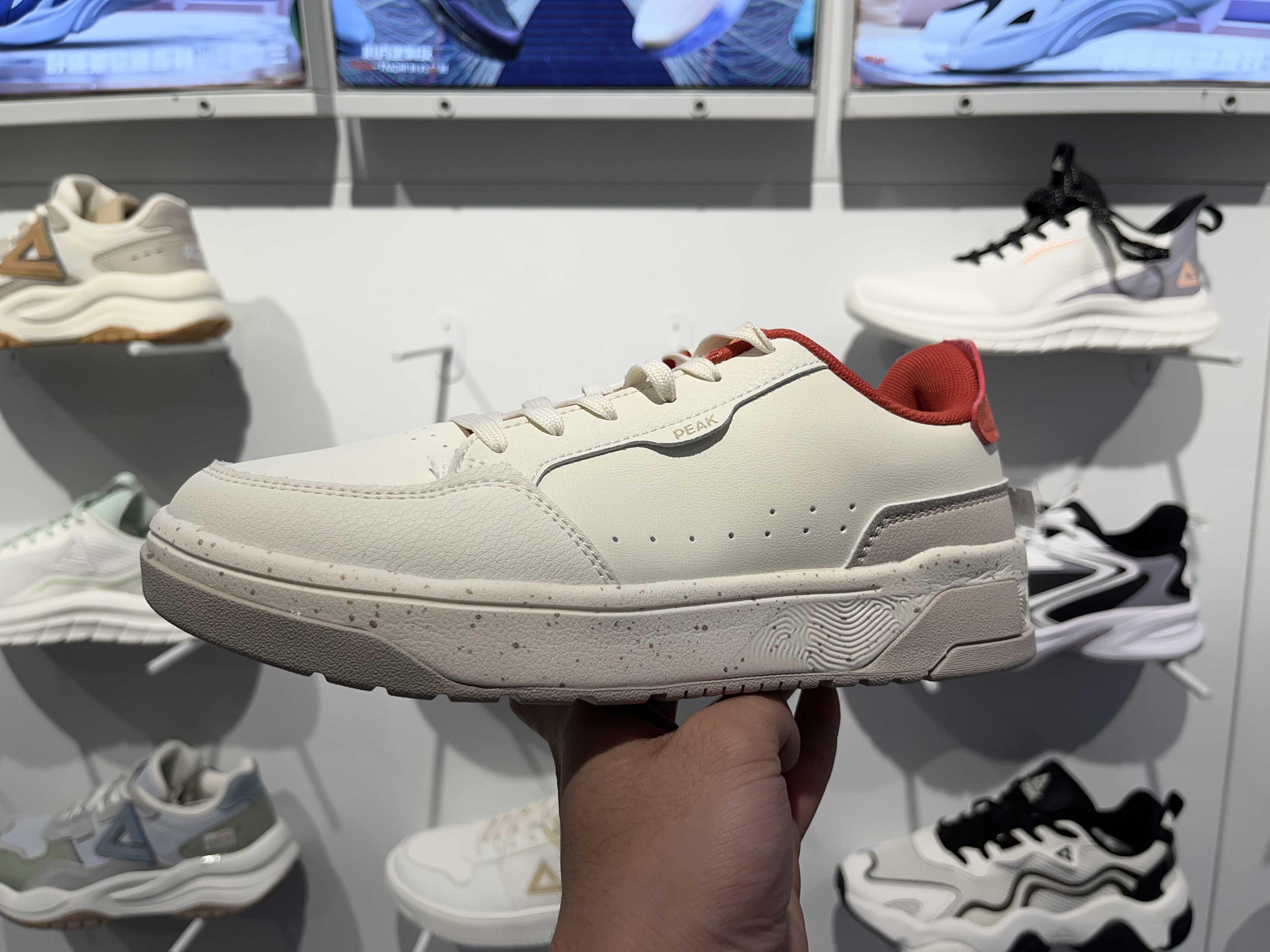 匹克态极云迹低帮板鞋男新款春夏时尚经典休闲透气缓震文化鞋款潮