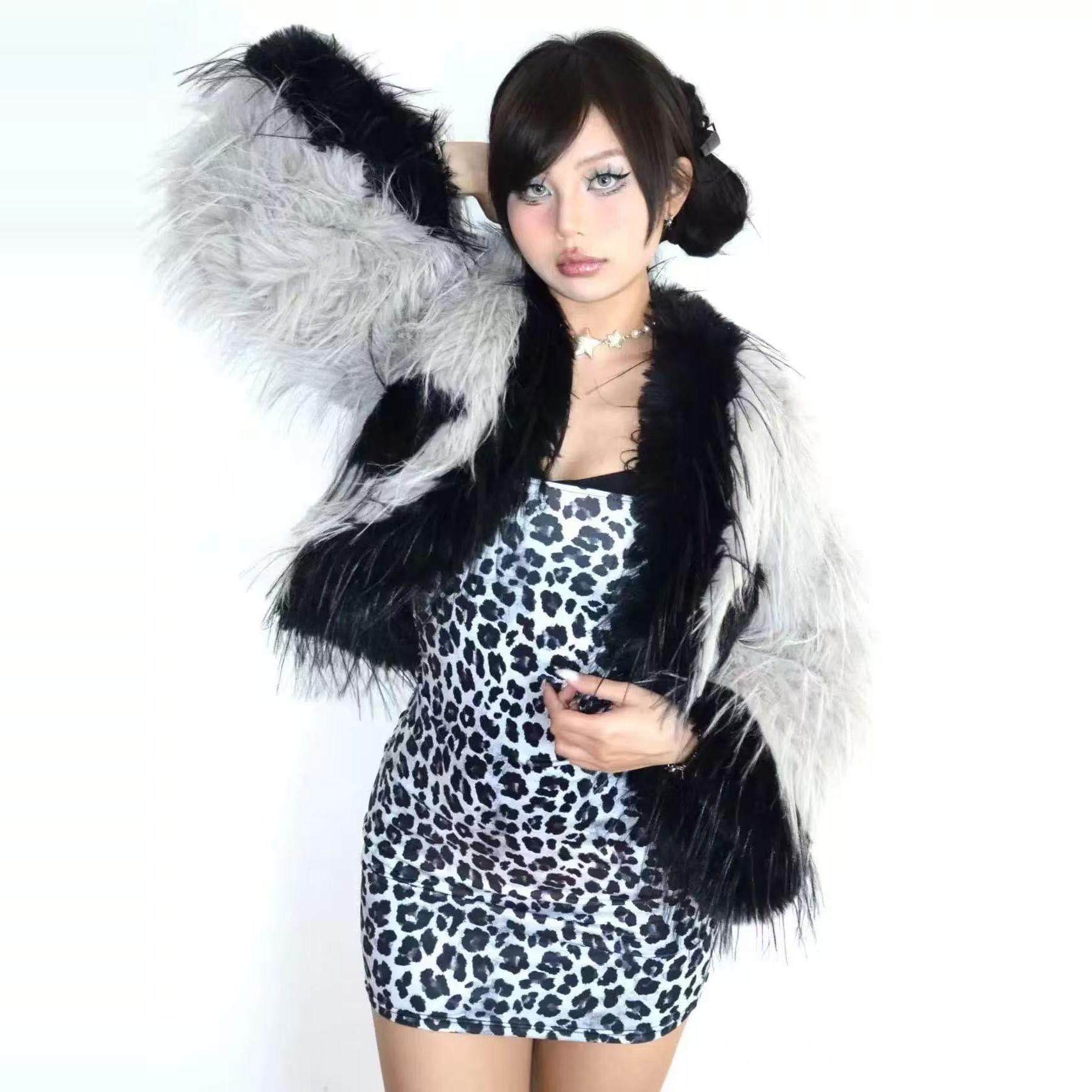 【AGD】RubyDoll皮草外套女黑灰撞色短款毛绒大衣喇叭袖时尚外套