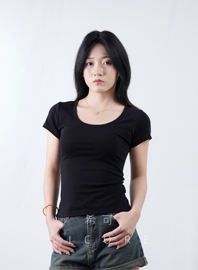 黑色U领正肩短袖t恤女2025夏季新款简约通勤百搭显瘦短款辣妹上衣