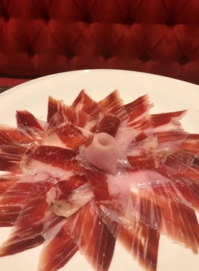 现劈西班牙火腿知名牌子Jamon iberico黑猪后腿橡果48个月80g