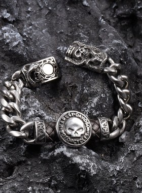 男士真皮骷髅钛钢欧美风复古手链