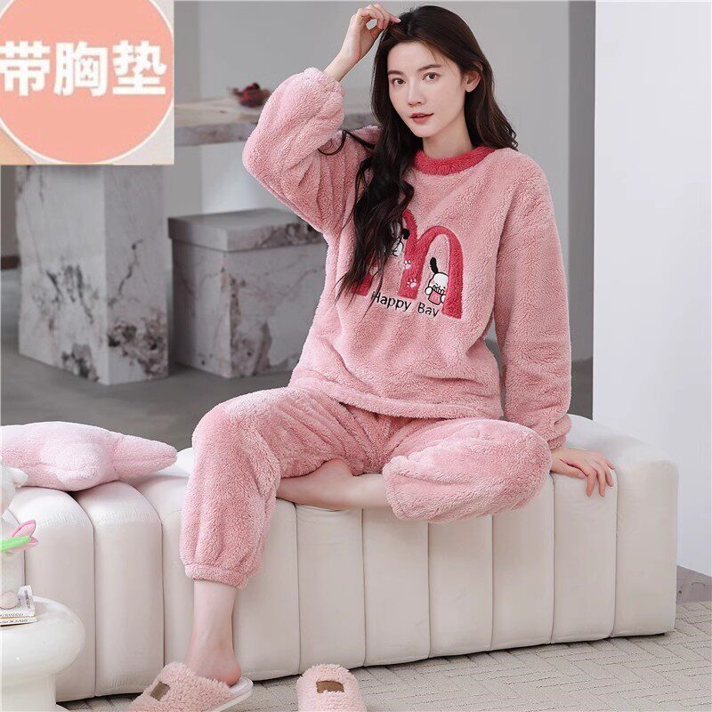2024睡衣带胸垫一体女士冬款法兰绒长袖套装家居服秋冬可外穿加厚