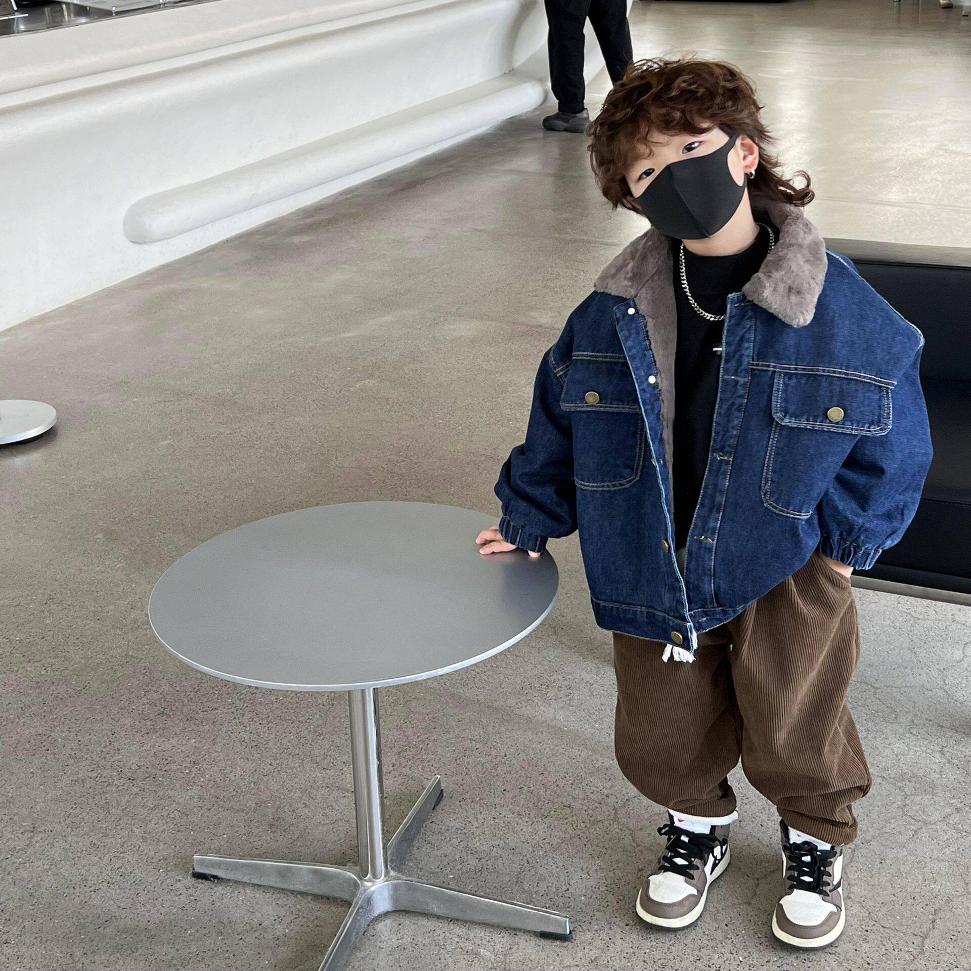 皮皮虾  男童牛仔夹克外套加绒加厚防风皮毛一体一件过冬上衣潮