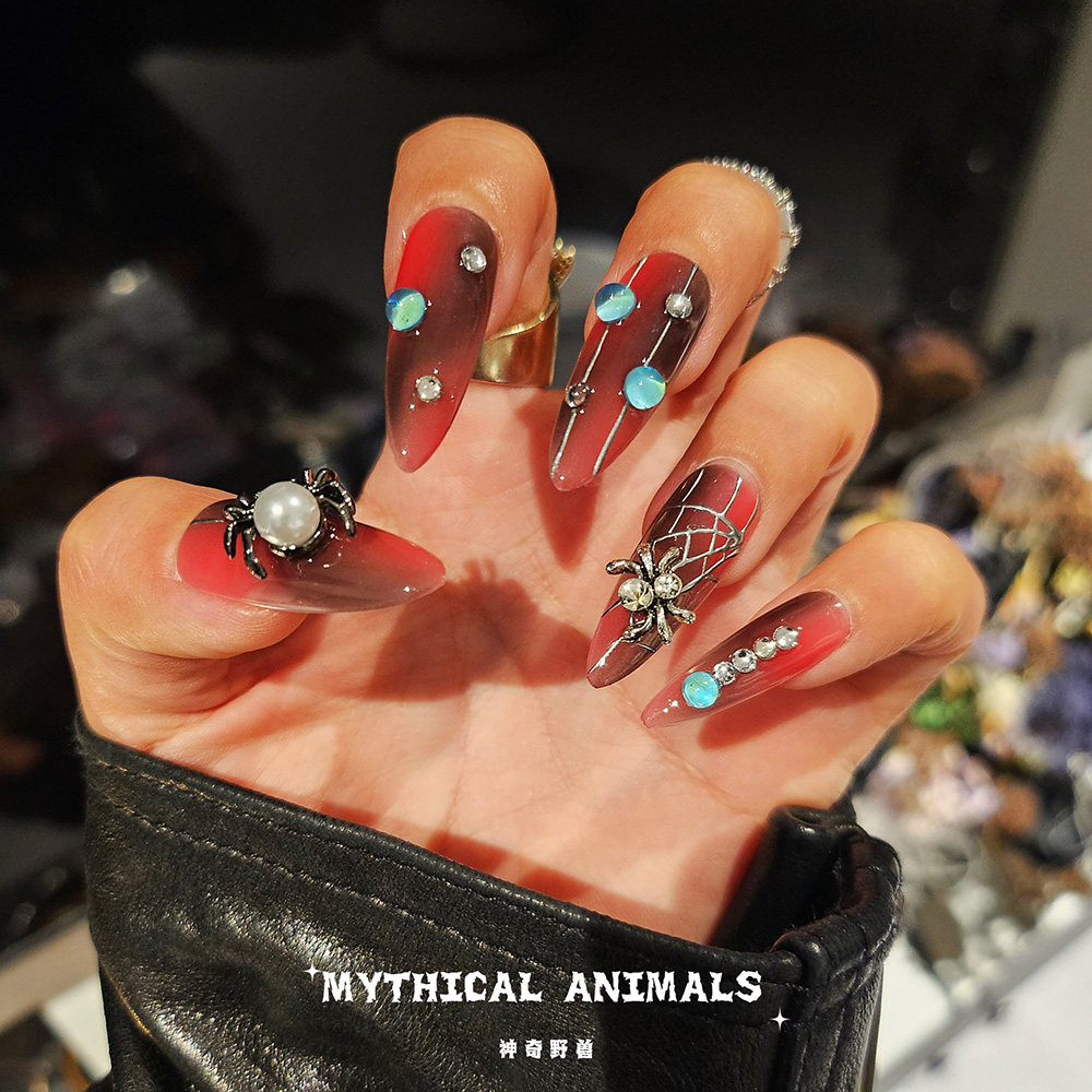 暗黑朋克欧美重工穿戴甲美甲片水钻蜘蛛立体