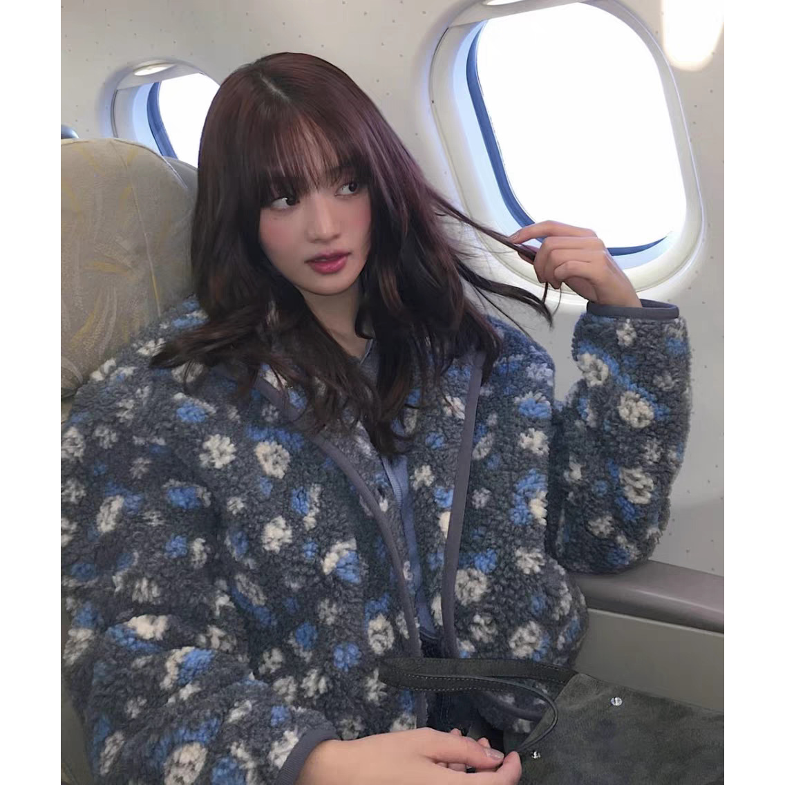 陆续！Minnie米妮同款摇粒绒外套韩国25冬复古立领花朵拉链开衫女