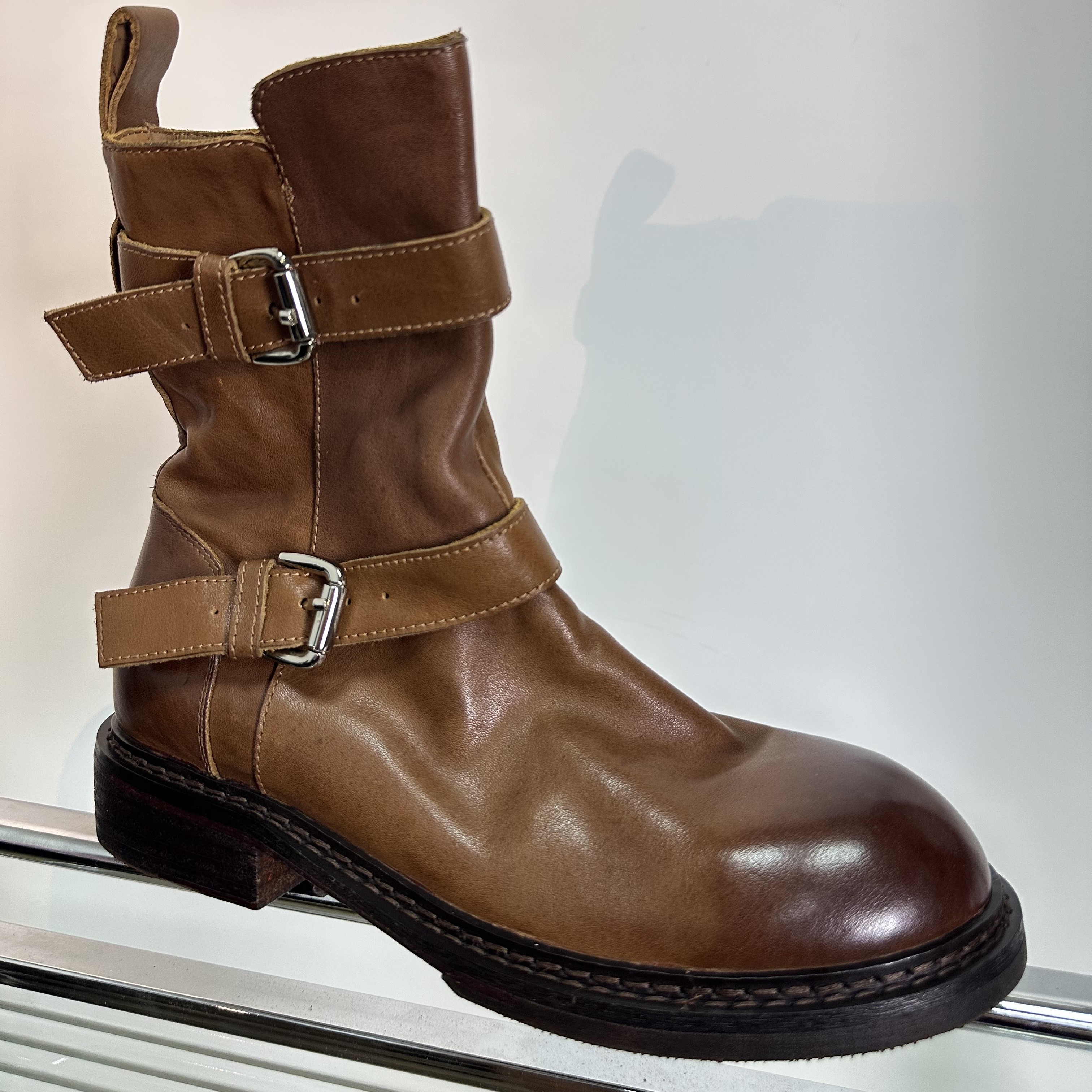 意大利工艺复古真皮女靴