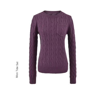 口袋绞花圆领显瘦长袖针织衫