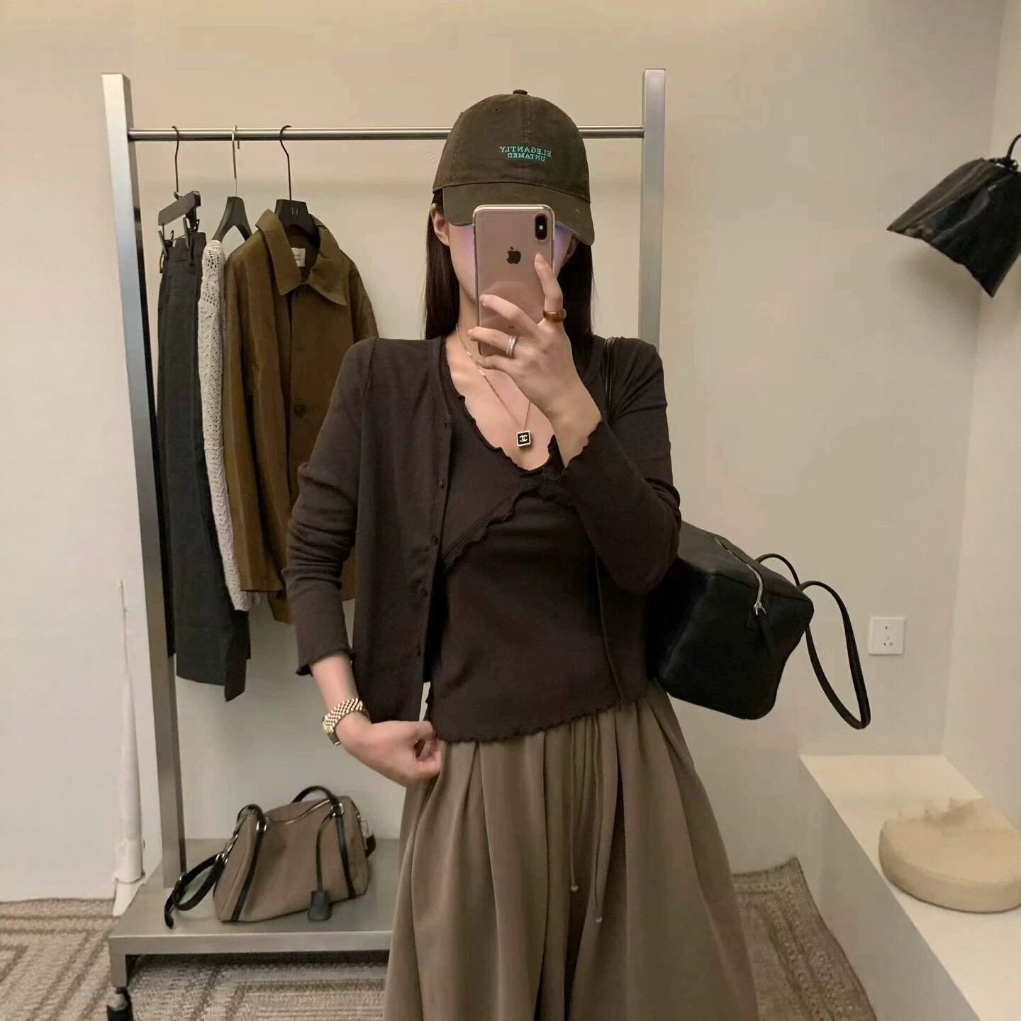 秋上新韩系咖色长袖开衫两件套女图片