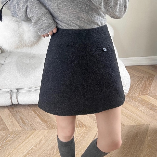 羊毛呢短裙半身裙防走光A字靴裙