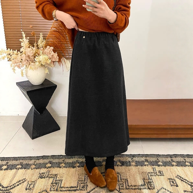 复古简约风A字加绒半身裙女2025